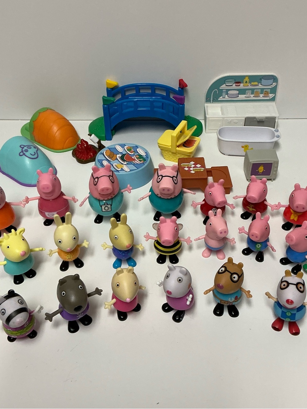 Peppa Pig Figures & Accessories Lot